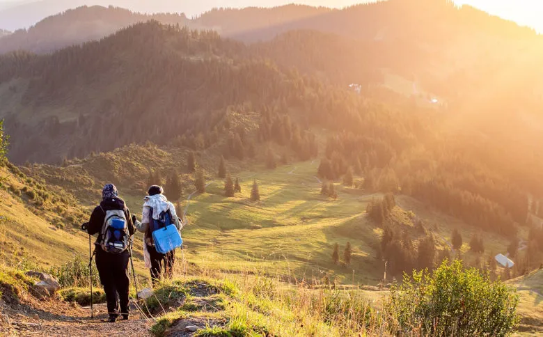 Mountaineers travelling responsibly in Greece